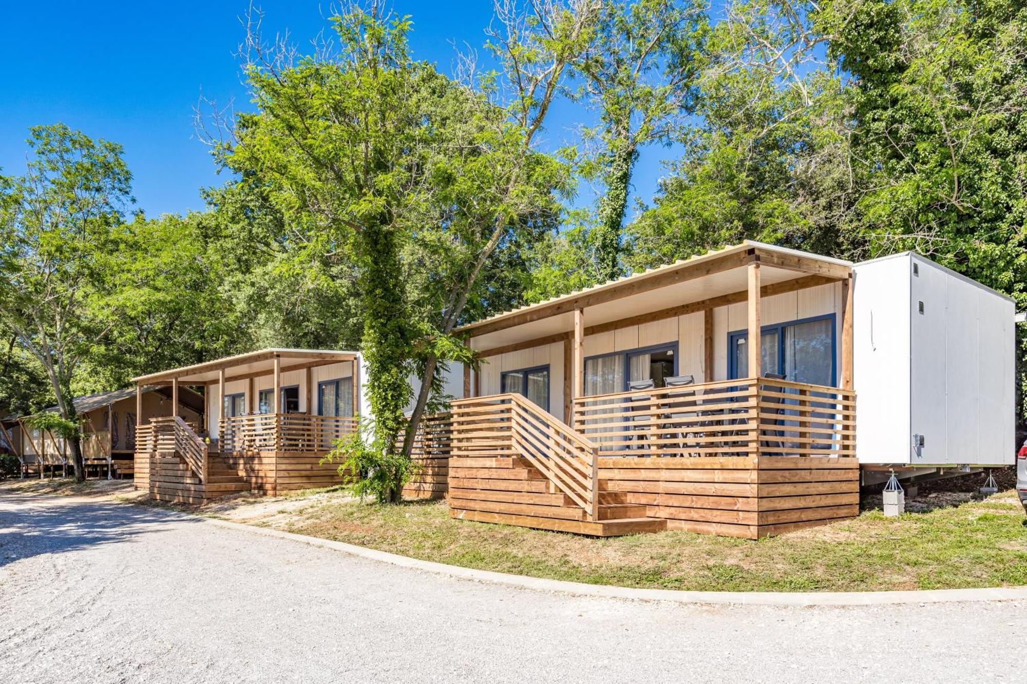 Easyatent Mobile Home Bijela Uvala Mugeba Номер фото